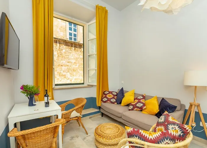 Kenova Apartment Old Town