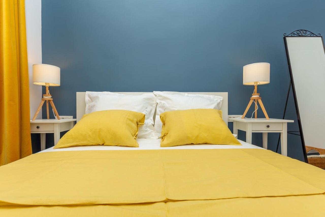 Kenova Old Town Apartment